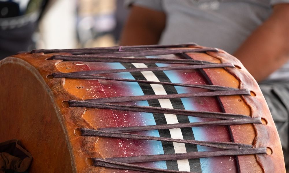 How To Play Native American Drums - Tachini Drums